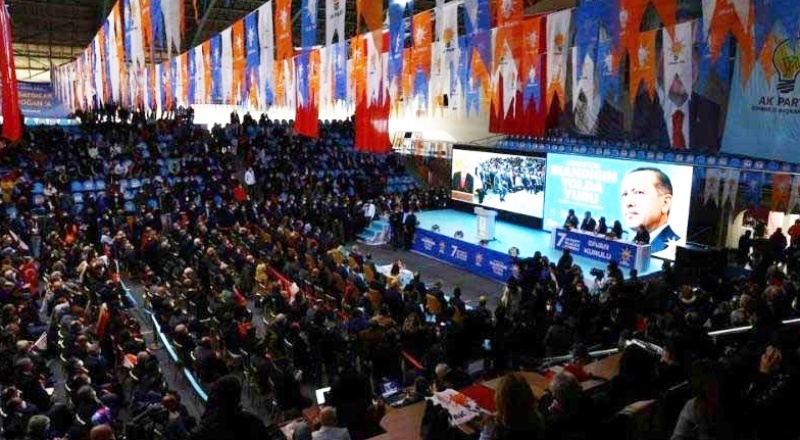 AKP kongresine katılan 47 kişinin Coronavirus'e yakalandığı iddia edildi