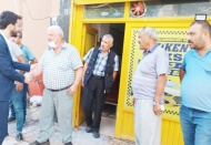 AKP milletvekilleri sahaya indi