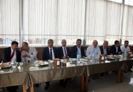 AKP, muhtarlarla biraraya geldi