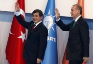 AKP siyasi teamülleri ve nezaketi alaşağı etti