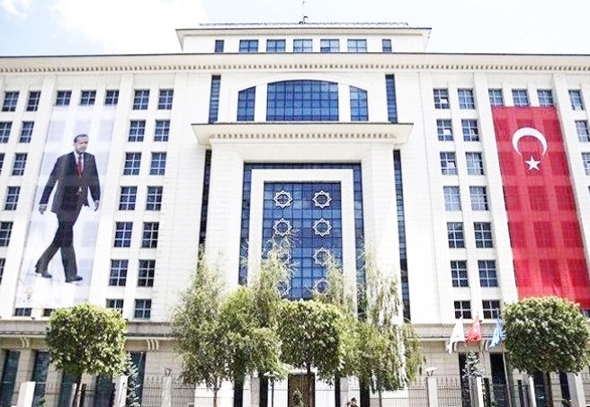 AKP, yarın 804 belediye başkanı kampa giriyor... Seçim öncesi yol haritası belirlenecek