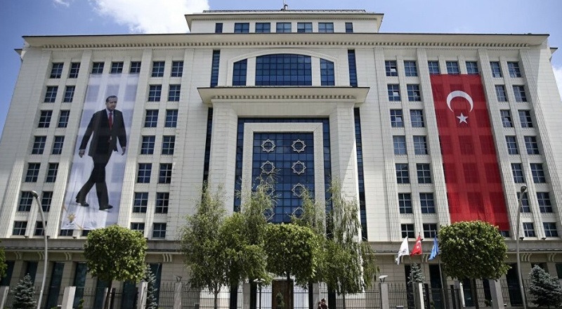 AKP’de liste için e-temayül