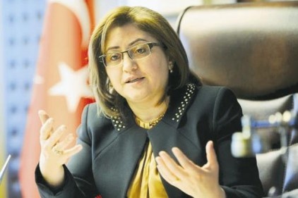 AKP&#8217;nin anketlerinden Fatma Şahin çıktı