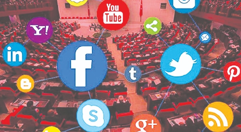 AKP'nin sosyal medya düzenlemesi, anayasanın 26. maddesine takıldı