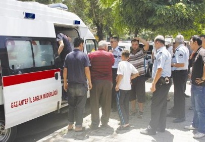 Akrabalar arasında çıkan kavgada 2 kişi yaralandı 