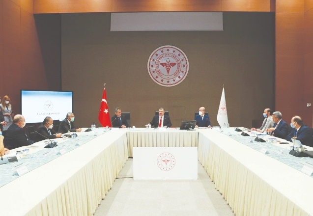 Aktif vakaların yüzde 81'i tam aşılı olmayanlar
