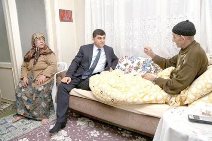 Akülü, tekerekli sandalyesine kavuştu