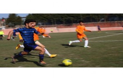 Alanya U19 takımını 5-1 gibi net bir skorla geçerek moral buldu