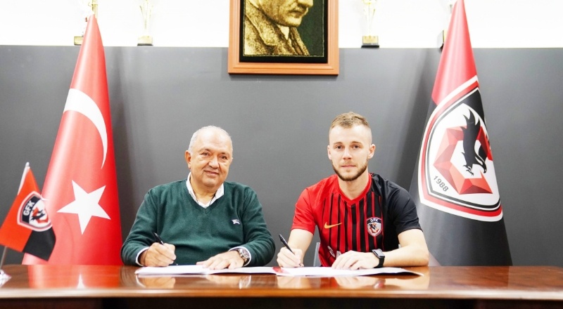 Alexandru Maxim 3 yıl daha Gaziantep FK’da