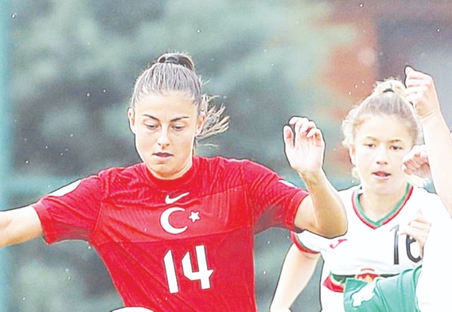 ALGSPOR, SC Freiburg forması giyen Cömert'i transfer etti