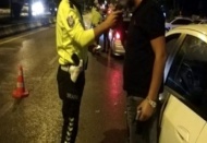Alkol testinde, 48 araç trafikten men edildi