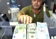 Alman bankası Commerzbank'tan "Dolar yıl sonunda 10 TL'ye yükselebilir" öngörüsü
