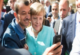 Alman halkının Merkel’e desteği yüzde 12 geriledi