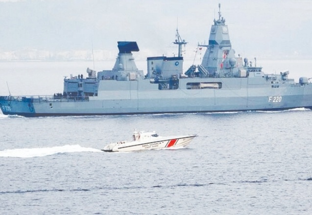 Alman savaş gemisi, 2002'den bu yana ilk kez Güney Çin Denizi'ne gidiyor