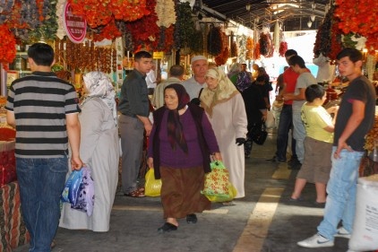 Almancı Pazarı hareketlendi 