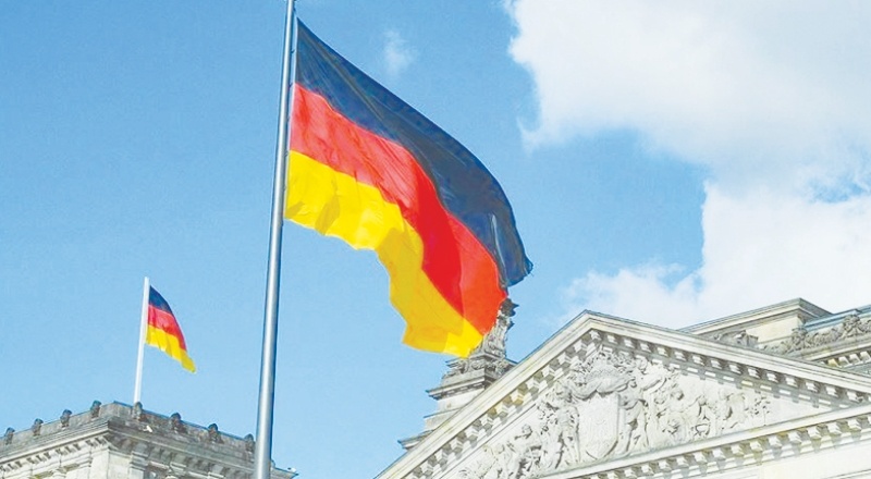 Almanya, 6 ülkeye daha seyahat kısıtlamalarını kaldırıyor