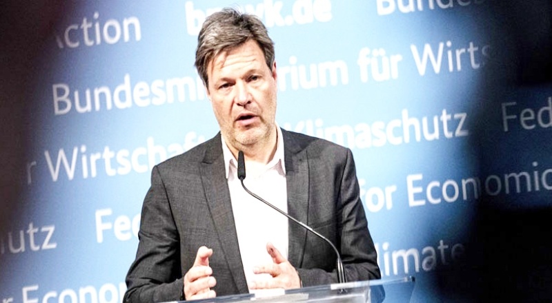 Almanya açıkladı: Rusya'dan enerji ithalatını hızla sonlandıracağız