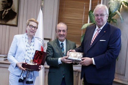Almanya Büyükelçisi Erdmann GAÜN&#8217;deydi 