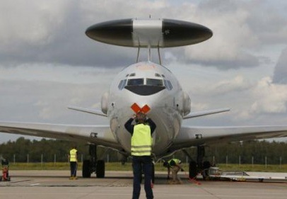 Almanya Savunma Bakanı: AWACS'ları İncirlik'e göndermeyebiliriz 