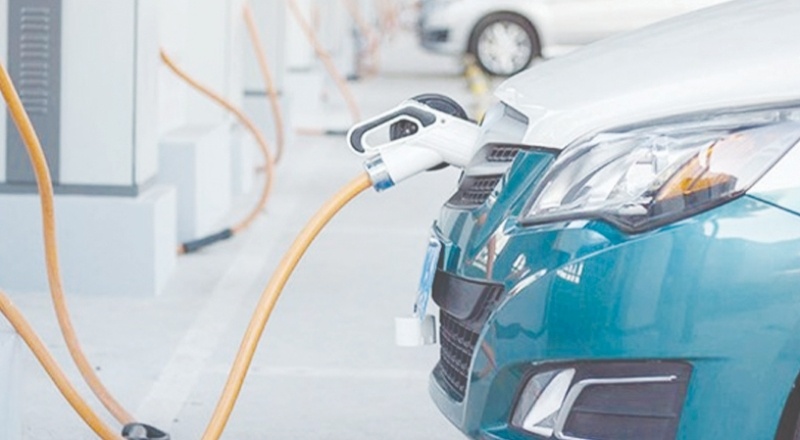 Almanya'da 2030 hedefi: Trafiğe yeni çıkacak araçların yüzde 80'inin elektrikli olması bekleniyor