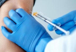 Almanya'da aşı önceliği sıralaması kaldırıldı