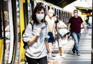 Almanya'da Covid yaş ortalaması 36'ya düştü