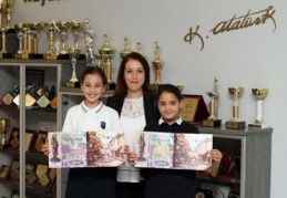 Altın plaket ve diploma kategorisinde ödül kazandı.