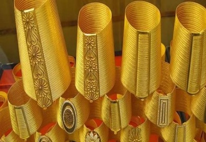 Altın son bir ayın en yüksek seviyesine çıktı