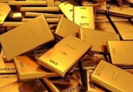 Altın uçuşa geçti