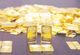 Altın zirveyi gördü