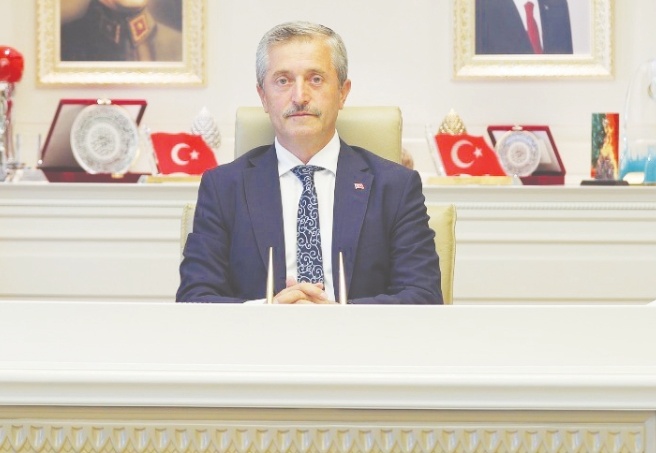 Amacımız iş yeri kapanan esnaflarımızın yanında olmak