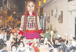 Amal Selçuk’ta çocuklarla yürüyecek