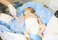 Ambulans uçakla Mersin’e götürülen bebeğin durumu iyi