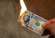 Amerika dolar yakıyor, gelişmiş ülkeler piyasadan para çekiyor 