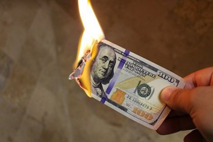 Amerika dolar yakıyor, gelişmiş ülkeler piyasadan para çekiyor 