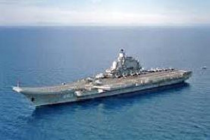 Amiral Kuznetsov üzerindeki jetler bölgede uçuşlara başladı