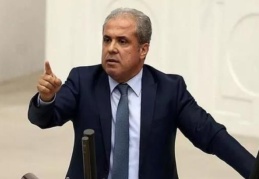 "Tüm tartışma konuları, hayat pahalılığının gölgesinde kalıyor”