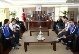 Ampute Futbol Takımı, Tahmazoğlu’nu ziyaret etti