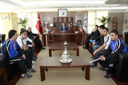 Ampute Futbol Takımı, Tahmazoğlu&#8217;nu ziyaret etti