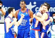 Anadolu Efes, Euroleague şampiyonluğu için parkeye çıkıyor