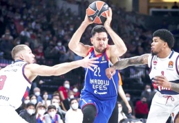 Anadolu Efes, Euroleague'de Bitci Baskonia'yı devirdi