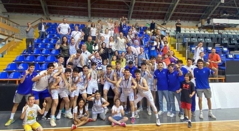 Anadolu Efes, U16 Türkiye Şampiyonu oldu