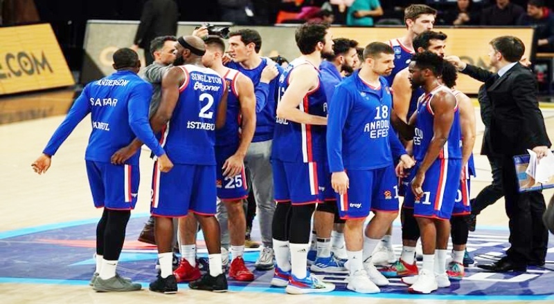 Anadolu Efes'te 4 pozitif vaka