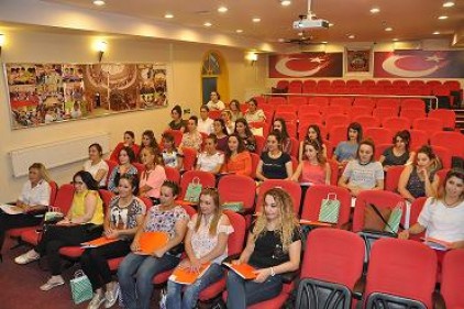 Anaokulu öğretmenleri için "Sosyal duygusal öğrenme" eğitimi