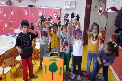 Anaokulundan Ağaç Dostları projesi 