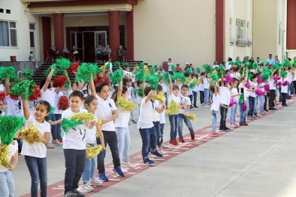 Anasınıfı öğrencileri ailelerini gururlndırdı