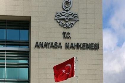Anayasa Mahkemesi, 4 siyasi parti hakkında suç duyurusunda bulundu