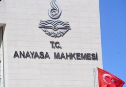 Anayasa Mahkemesi başkanlığına Zühtü Arslan yeniden seçildi