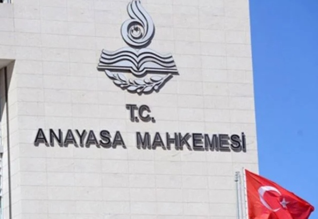 Anayasa Mahkemesi başkanlığına Zühtü Arslan yeniden seçildi