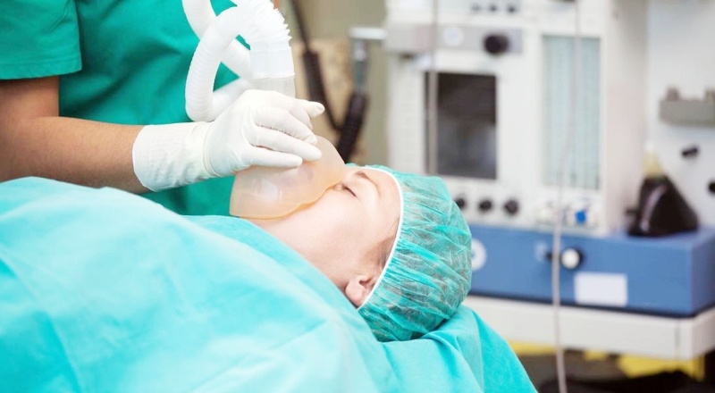 Anestezi teknisyen ve teknikerlerinin iş kaynaklı sorunları çok önemli